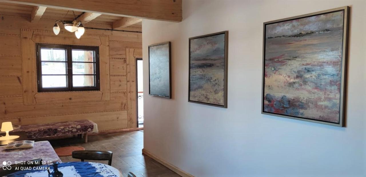 Chochlik Hotel Ustrzyki Dolne Bagian luar foto